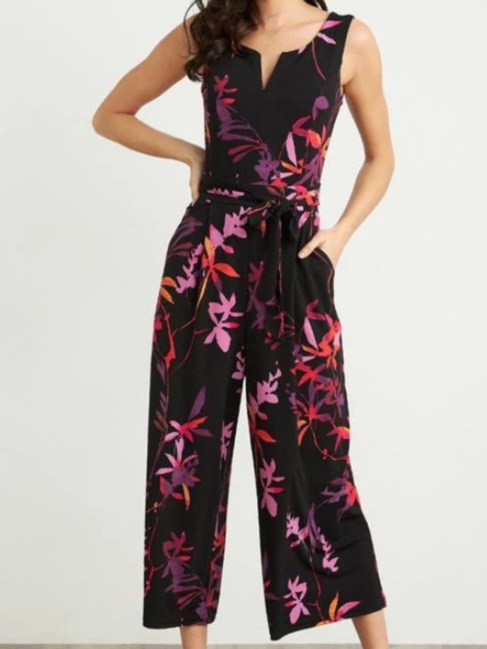 EUC Joseph Ribkoff Jumpsuit Black Tropical Floral Size 8
